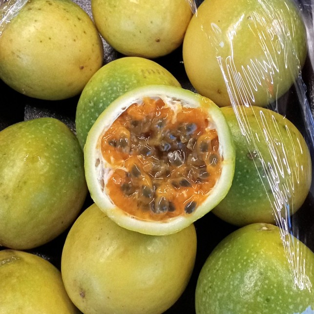 *Fruit de la passion jaune - par unité